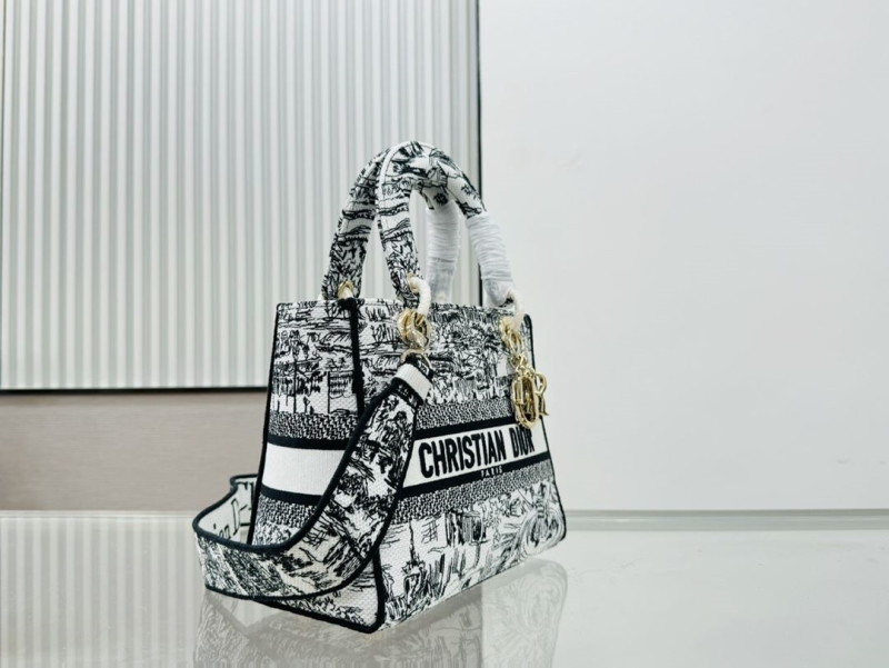 Dior Shopping Bags